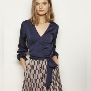 The Odell’s navy wrap cropped top satin back tie night out blouse
